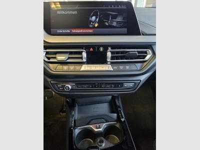 BMW 118 i M-Sport (2024) - Foto 4