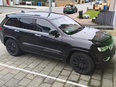 Jeep Grand Cherokee Overland (2018) - Photo 1