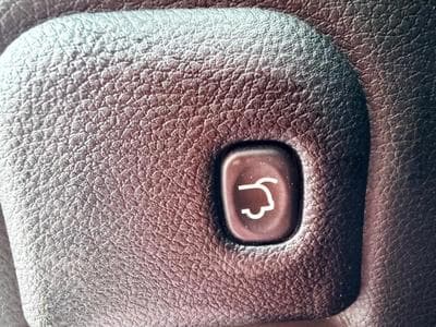 Jeep Grand Cherokee Overland (2018) - Photo 7