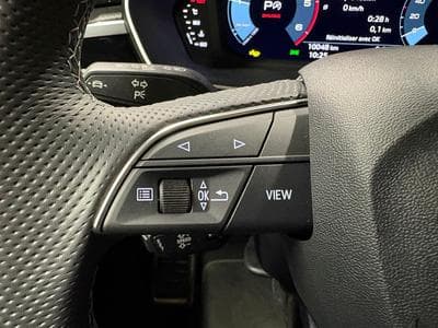 Audi Q3 Sportback S-Line S-Tronic PANO 35 TDI 150 (2025) - Photo 13