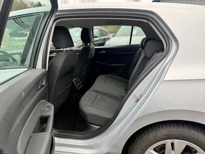 VW Golf VIII 1.0 eTSI 110 DSG7 Life NAVI/CAM/VIRTUAL (2023) - Photo 11