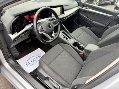 VW Golf VIII 1.0 eTSI 110 DSG7 Life NAVI/CAM/VIRTUAL (2023) - Photo 7