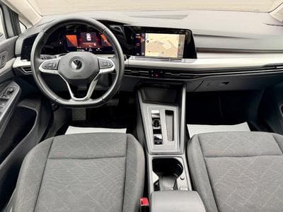 VW Golf VIII 1.0 eTSI 110 DSG7 Life NAVI/CAM/ACC (2023) - Photo 8