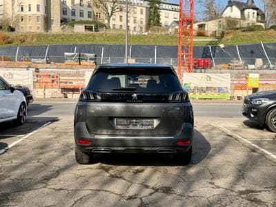 Peugeot 5008 2.0 BlueHDi 177 EAT8 GT-Line 7 pl PANO/360°/ACC (2021) - Photo 5