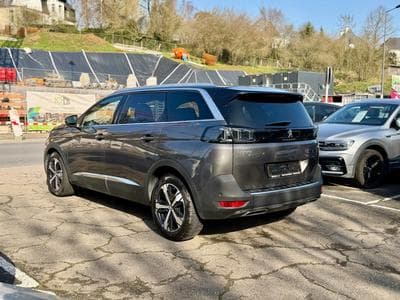 Peugeot 5008 2.0 BlueHDi 177 EAT8 GT-Line 7 pl PANO/360°/ACC (2021) - Photo 4