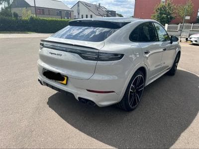 Porsche Cayenne GTS COUPE (2020) - Foto 2
