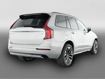 Volvo XC90 (2025) - Photo 2