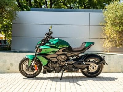 Ducati Diavel for Bentley (2025) - Foto 1