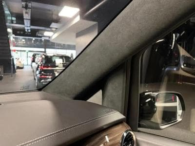 Mercedes 300 (2024) - Foto 14