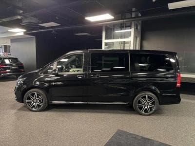 Mercedes 300 (2024) - Foto 5