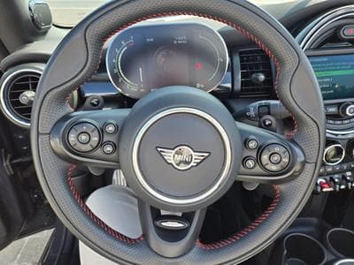 Mini Cabrio Cooper S (2021) - Photo 9