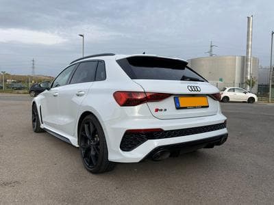 Audi RS3 SPORTBACK 2.5 TFSI - FREINS CERAMIQUES (2024) - Photo 1