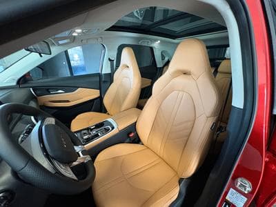 Forthing T5 EVO 1.5 TURBO AUTO FULL OPTIONS (2026) - Photo 9