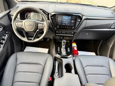 Isuzu D-Max Double Cab V-CROSS 1.9 D 163 4x4 (2026) - Photo 8