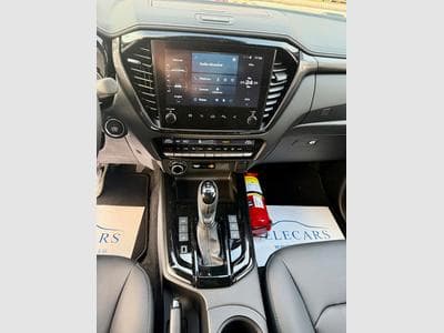 Isuzu D-Max Double Cab V-CROSS 1.9 D 163 4x4 (2026) - Photo 12