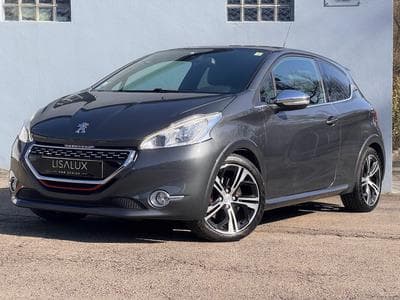 Peugeot 208 GTI 200 CV (2013) - Photo 1