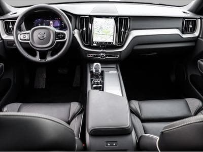 Volvo XC60 (2024) - Photo 4