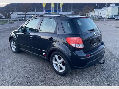 Suzuki SX4 1.6 SX4-Benzin-4x4-TÜV 2/2027 (2009) - Photo 4