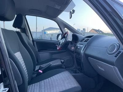 Suzuki SX4 1.6 SX4-Benzin-4x4-TÜV 2/2027 (2009) - Photo 10