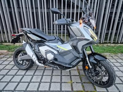 Honda X-ADV Special Edition (2024) - Foto 1