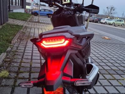 Honda X-ADV Special Edition (2024) - Foto 4