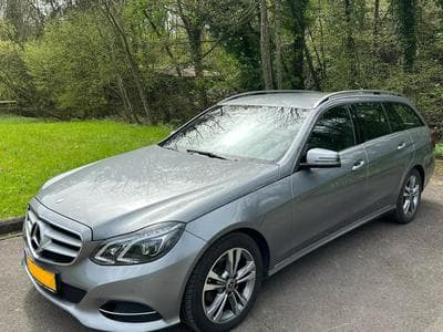 Mercedes E 220 Avantgarde (2015) - Photo 1