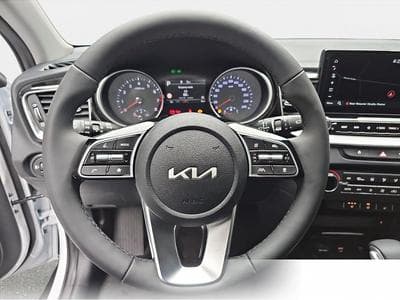 Kia XCeed (2026) - Foto 12