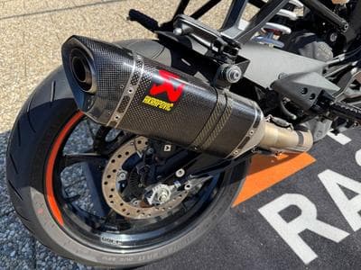 KTM RC 390 (2022) - Foto 8