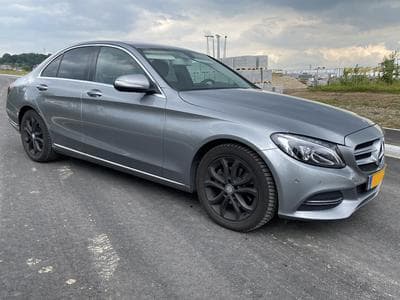 Mercedes C 220 W205 BlueTec (2015) - Photo 1