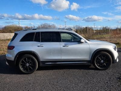 Mercedes GLB 200 AMG Line 7 places Toit Pano Attelage (2021) - Foto 4