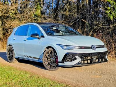 VW Golf GTI CLUBSPORT (2025) - Foto 1