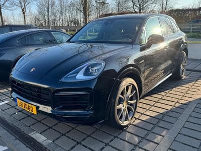 Porsche Cayenne E-Hybride Platinum Edition (2023) - Photo 1