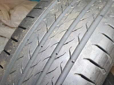 Tires – 17 - Photo 1