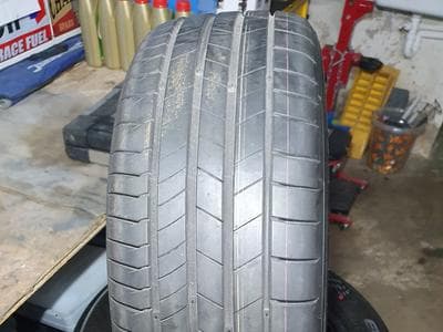 Tires – 18 - Photo 1