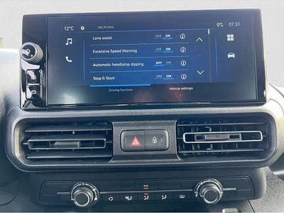 Opel Combo (2025) - Foto 9