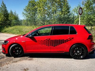 VW Golf GTI TCR (2019) - Photo 2