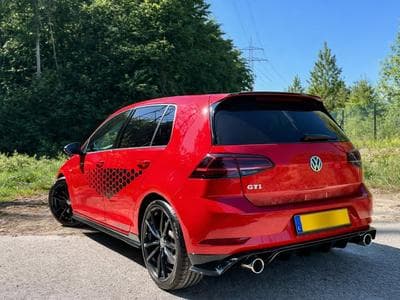 VW Golf GTI TCR (2019) - Photo 3