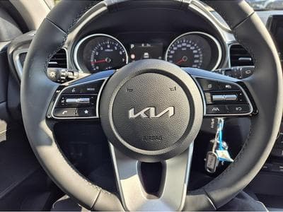 Kia Ceed (2026) - Foto 12