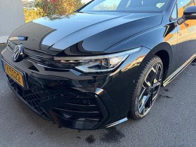 VW Golf etsi 150 cv r-line (2026) - Photo 1