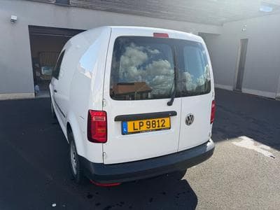 VW Caddy tdi 100 cv (2016) - Foto 2