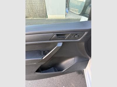 VW Caddy tdi 100 cv (2016) - Photo 6