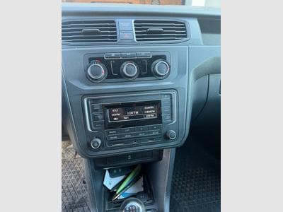 VW Caddy tdi 100 cv (2016) - Foto 7