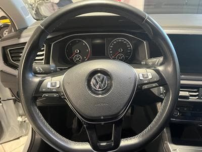 VW Polo VI 1.6 TDI 95 CONFORTLINE (2018) - Photo 14