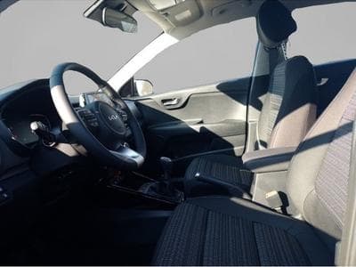 Kia Stonic (2024) - Foto 7