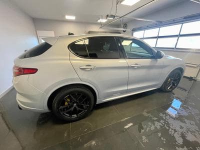 Alfa-Romeo Stelvio Veloce (2021) - Photo 4