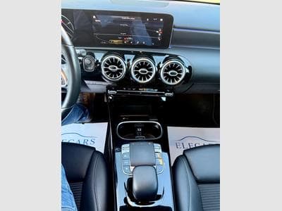 Mercedes A 220 4Matic 7G-DCT (2019) - Photo 12