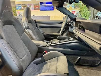 Porsche 911 (2025) - Foto 8