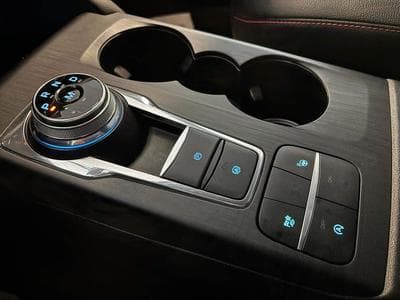 Ford Kuga ST-Line (2021) - Photo 11