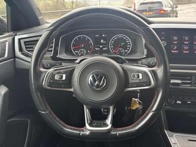 VW Polo 2.0 TURBO 200PS DSG (2019) - Foto 11
