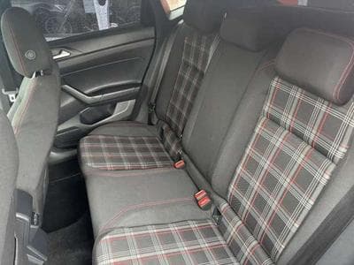 VW Polo 2.0 TURBO 200PS DSG (2019) - Foto 12